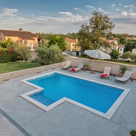 Hébergement de vacances House Dragan 1231